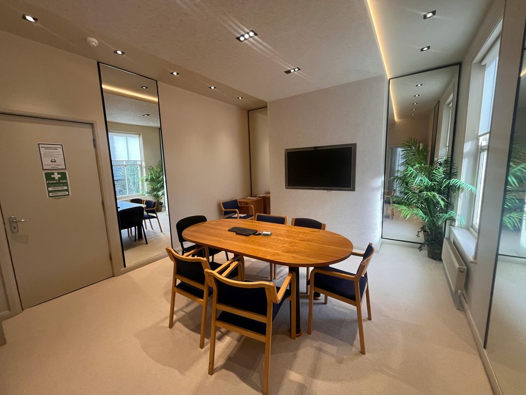 Property photo 2 of 22 First Floor Suite Meeting Room