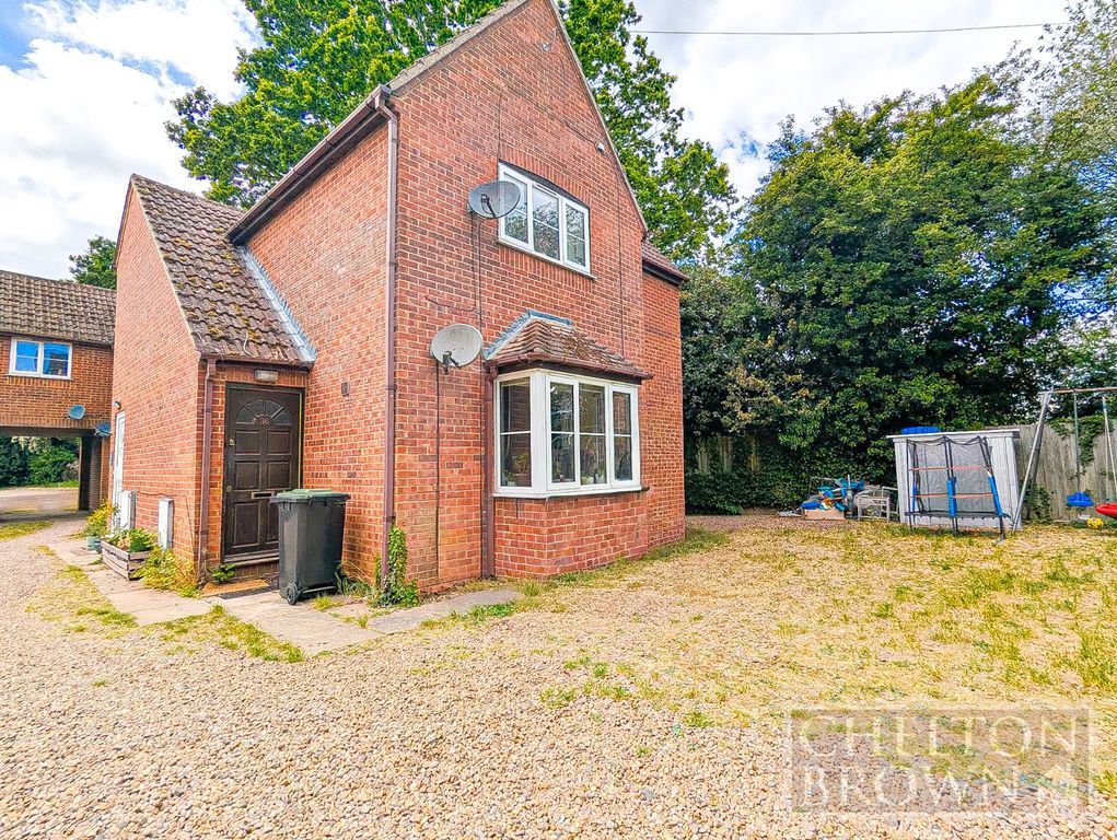 Property photo 1 of 18 External
