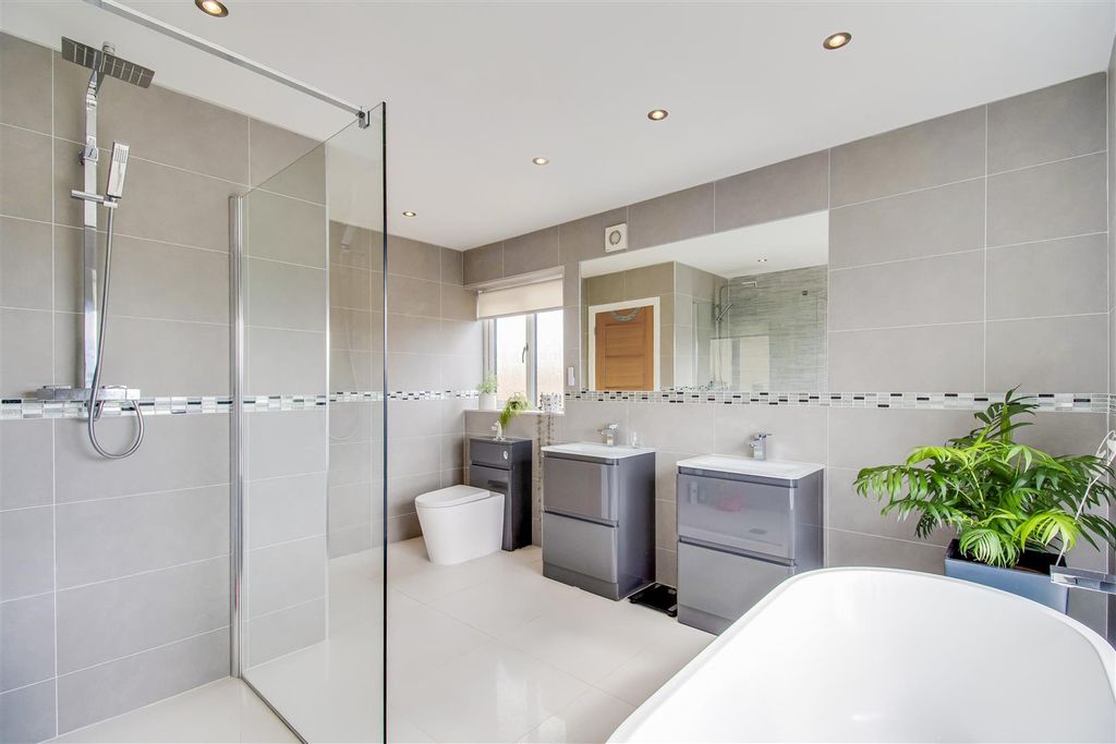 Additional image 19 of 5 bed detached house for saleFoxroyd Lane, Dewsbury WF12
