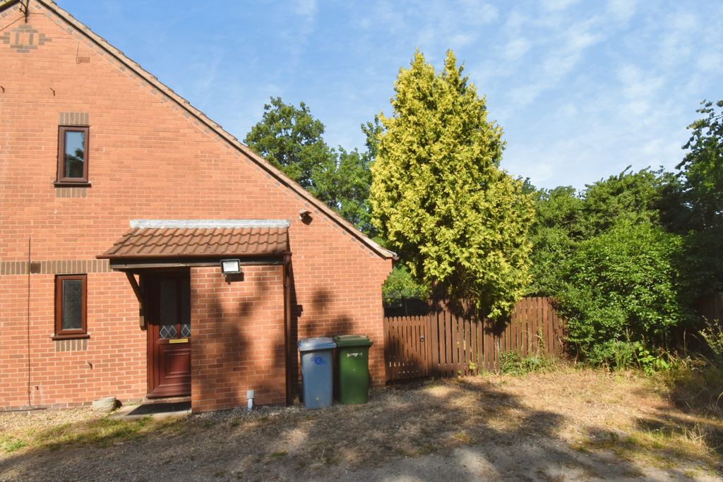 Property photo 1 of 8