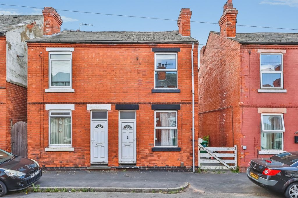 Property photo 1 of 18