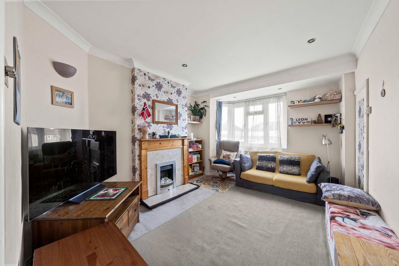 Property photo 2 of 10 Photo 4