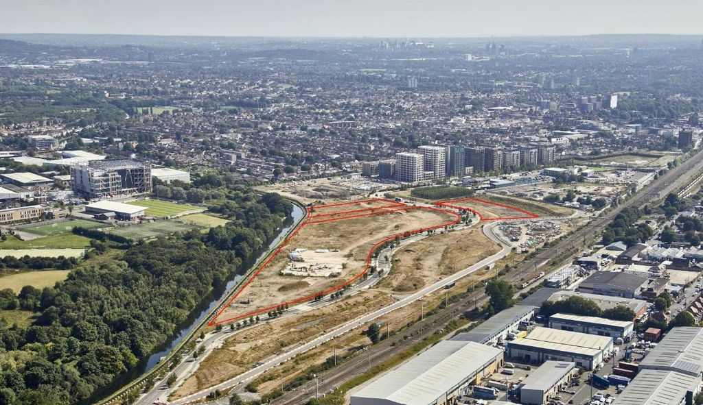Property photo 1 of 6 Green Quarter Aerial .Jpg