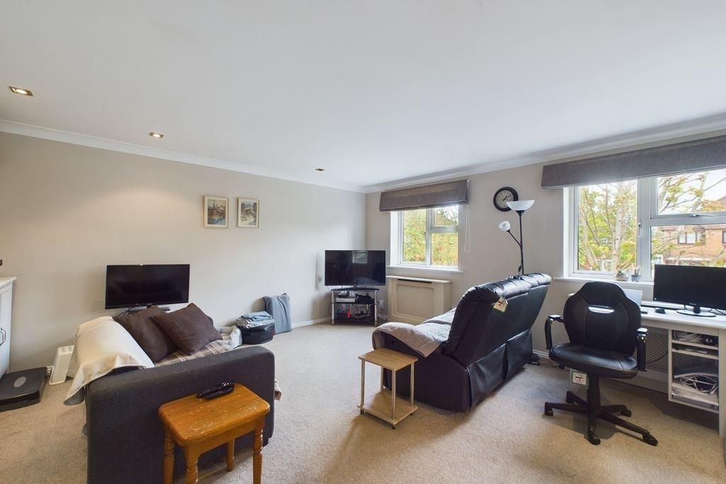 Property photo 2 of 13 Cam01645G0-Pr0041-Still003.Jpg