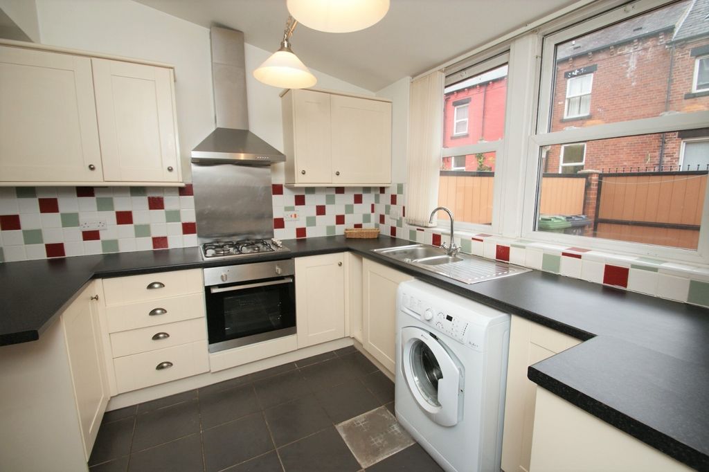 Property photo 2 of 9 0 General