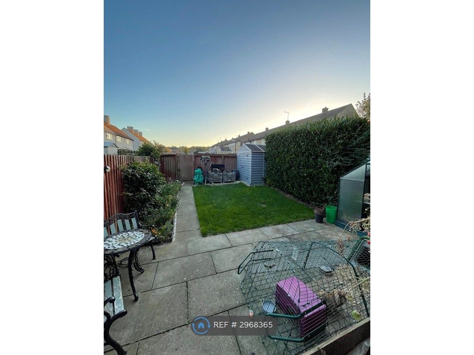 Property photo 2 of 7