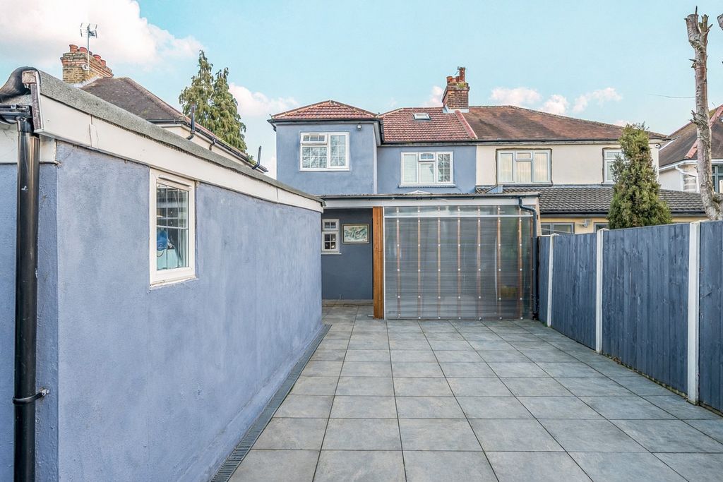 Property photo 2 of 15