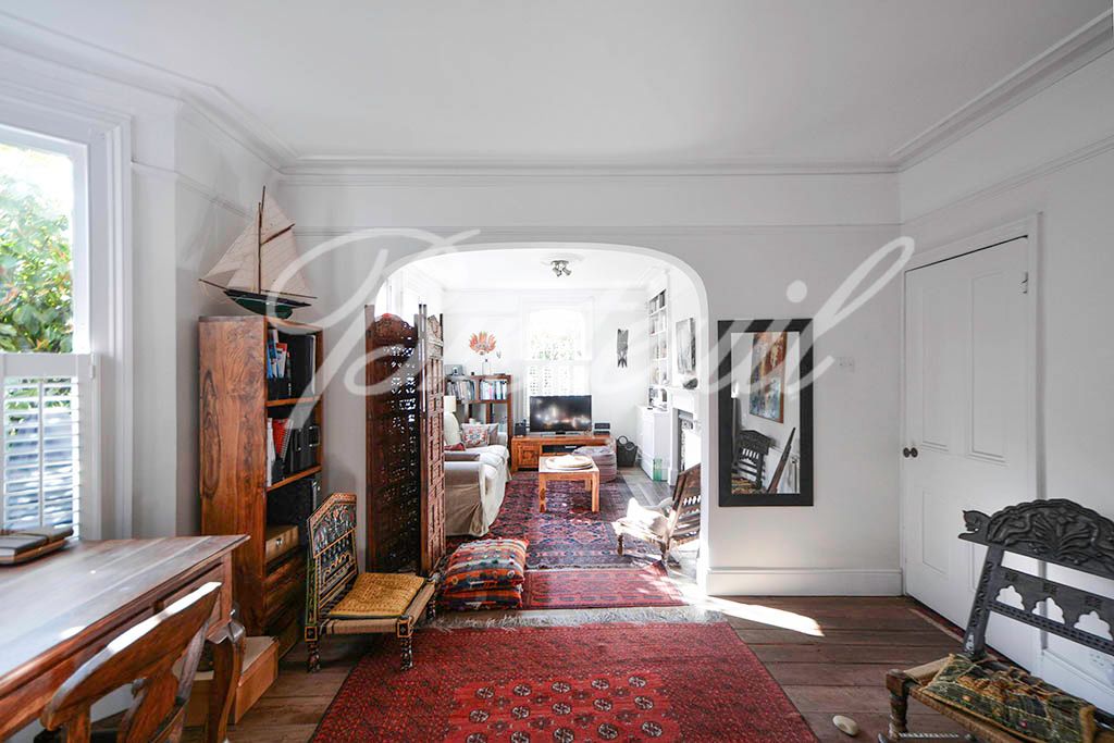 Property photo 3 of 16