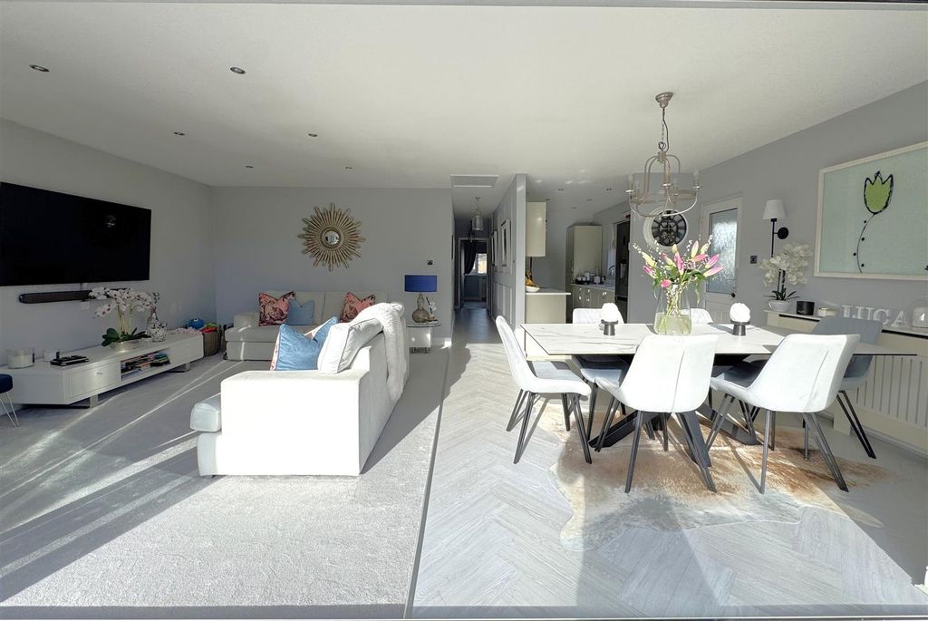 Property photo 2 of 20 Img_0734.Jpeg