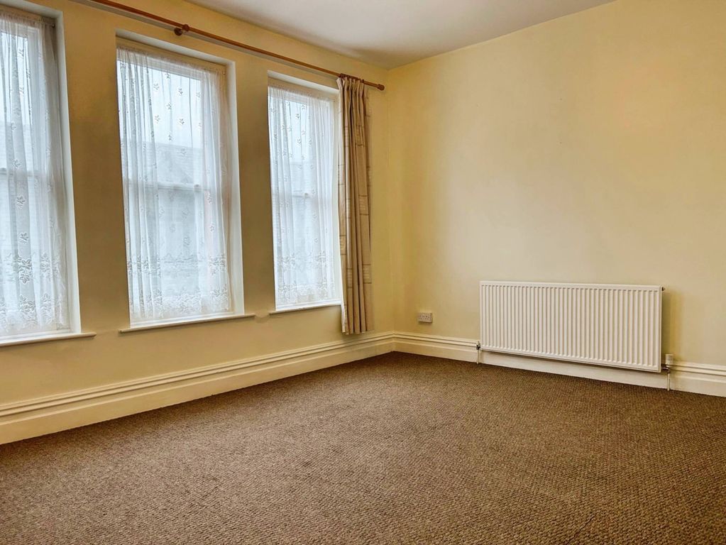 Property photo 2 of 4