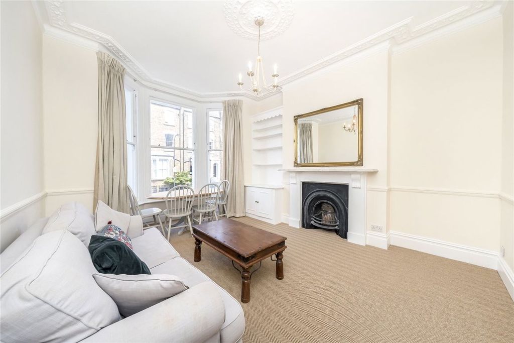 Property photo 1 of 5