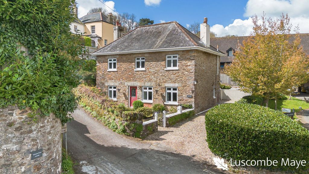 Property photo 1 of 27