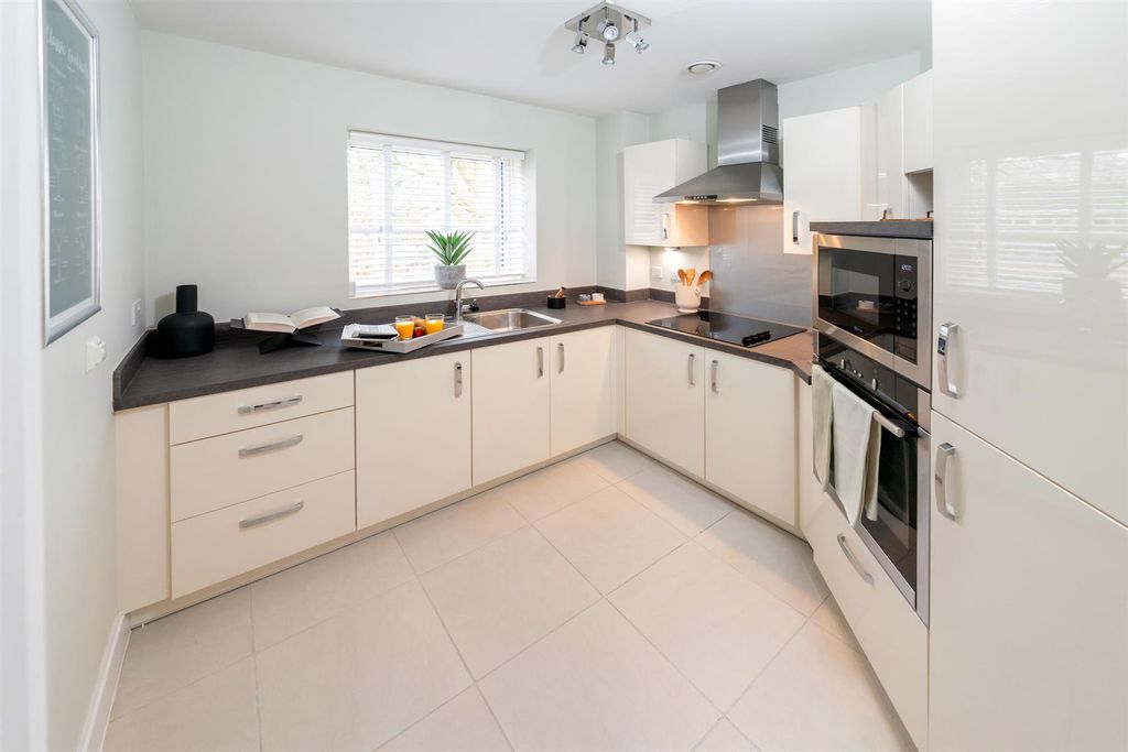 Property photo 2 of 11 2.Jpg