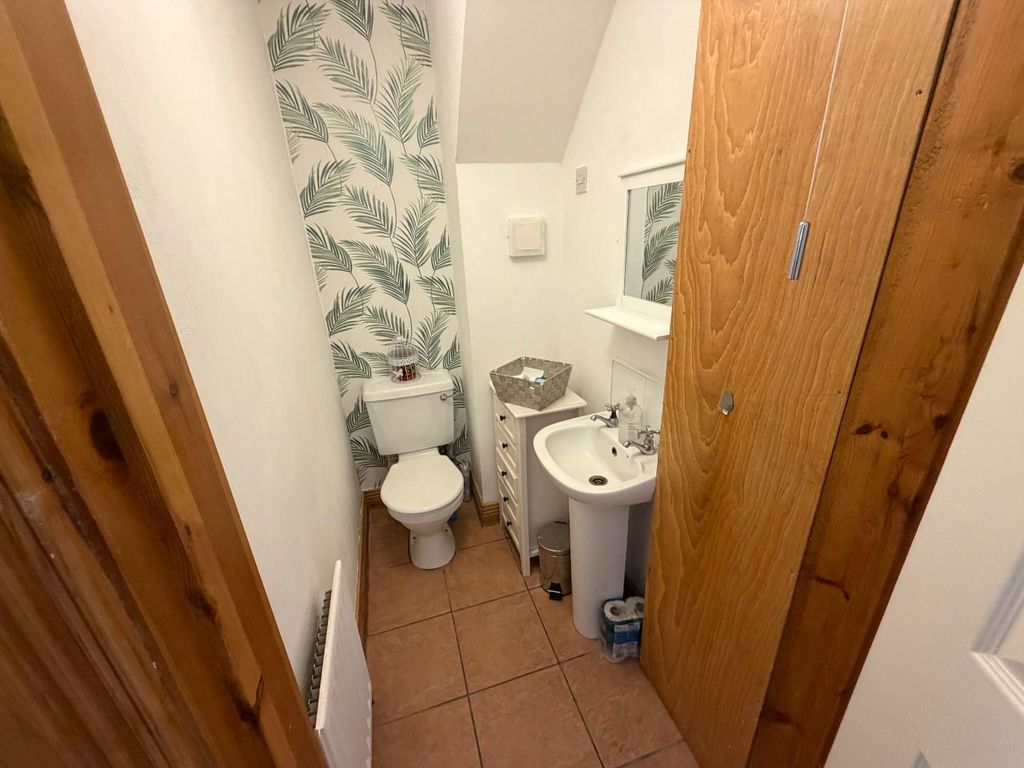 Property photo 3 of 16 Downstairs Toilet