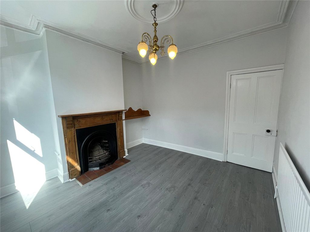 Property photo 2 of 15 Picture No. 03