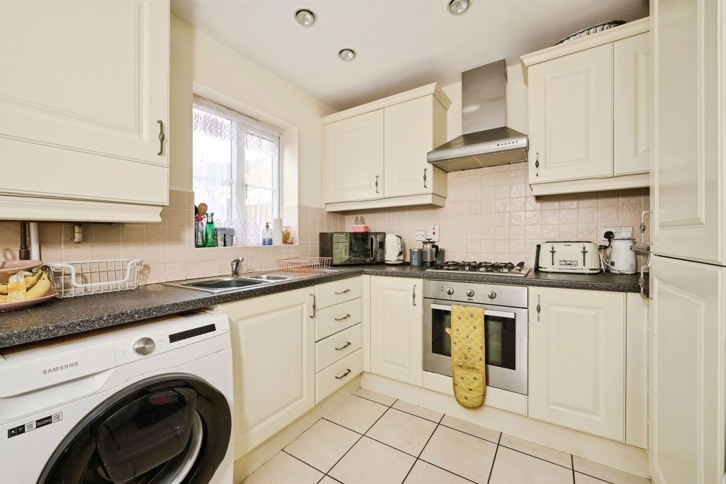 Property photo 2 of 14