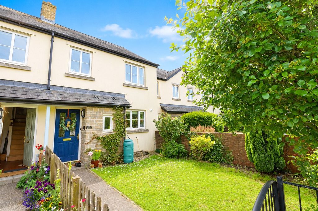 Property photo 1 of 11 1 - Picture No. 04
