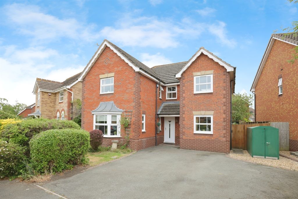 Property photo 1 of 17