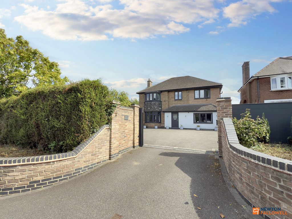 Property photo 1 of 50