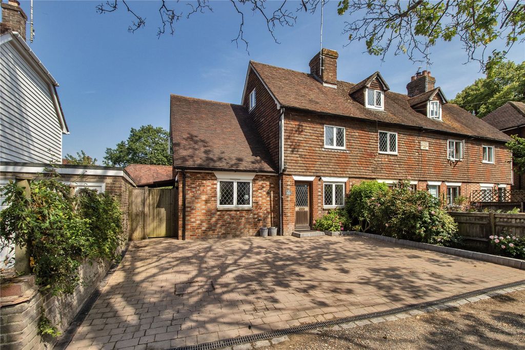 Property photo 1 of 8 4 Rectory Cottages