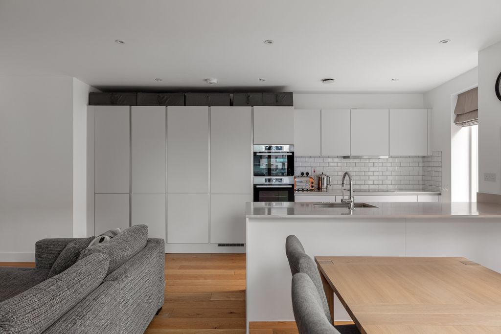 Property photo 3 of 9 094A4468