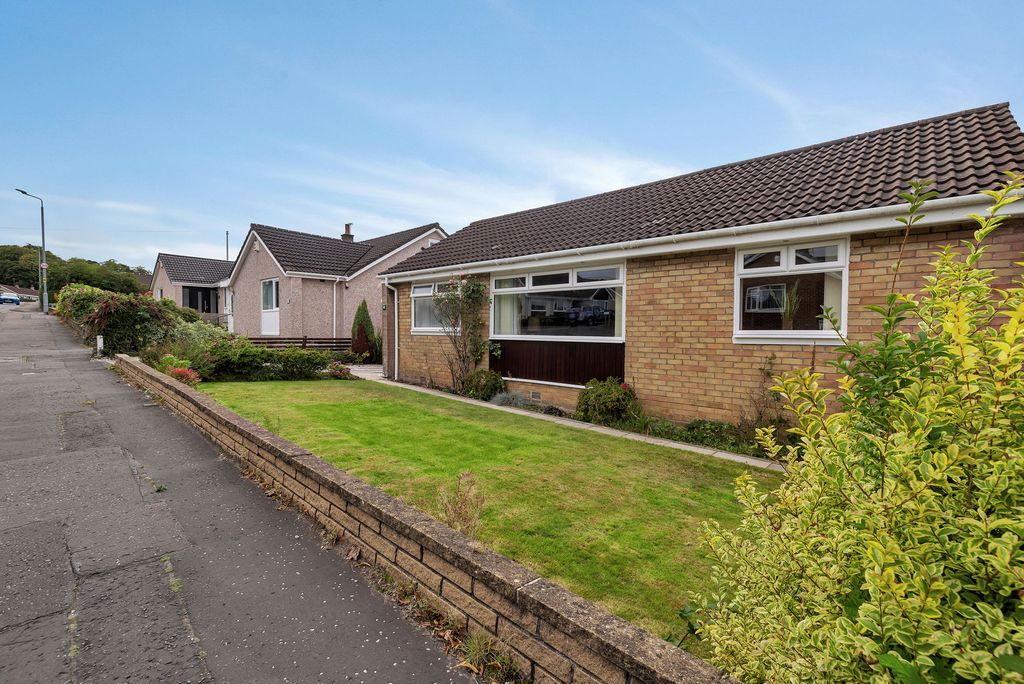Property photo 3 of 31 2