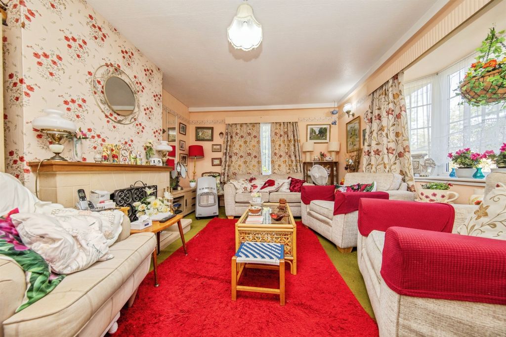 Property photo 2 of 17