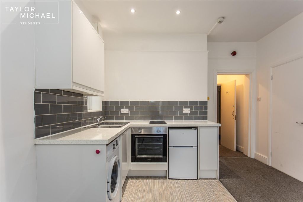 Property photo 1 of 12 Kitchen