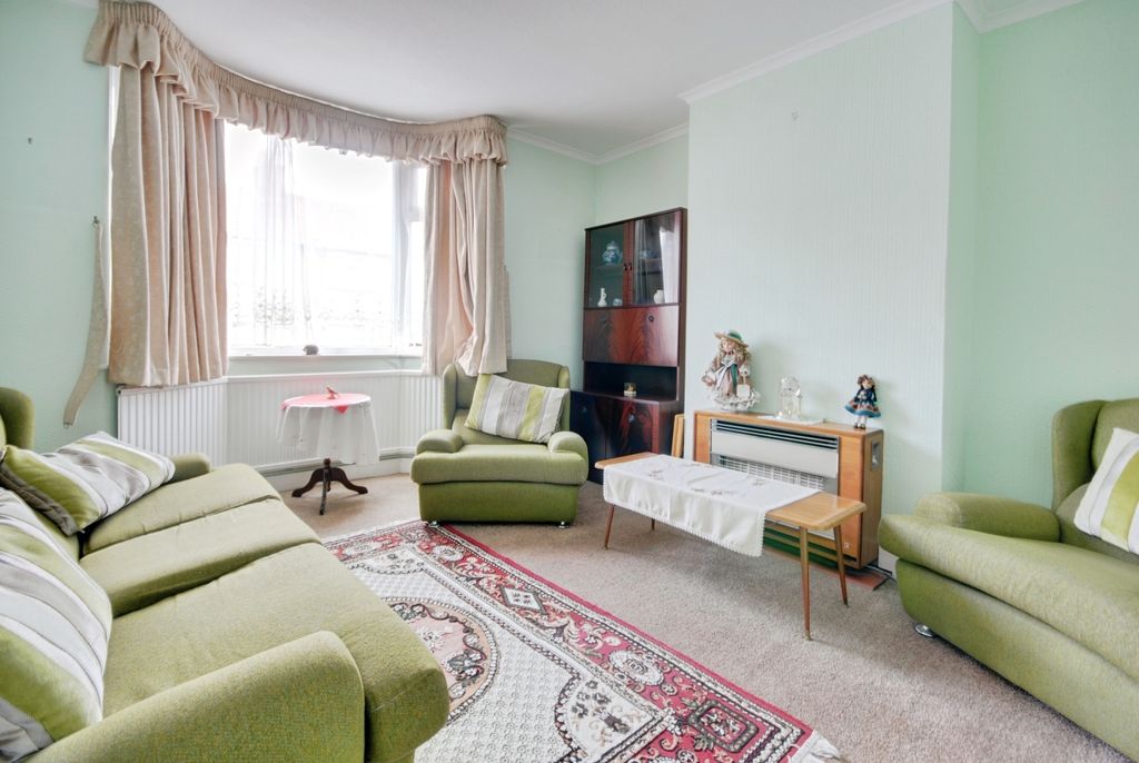 Property photo 2 of 9 Pbox-Img.Jpg