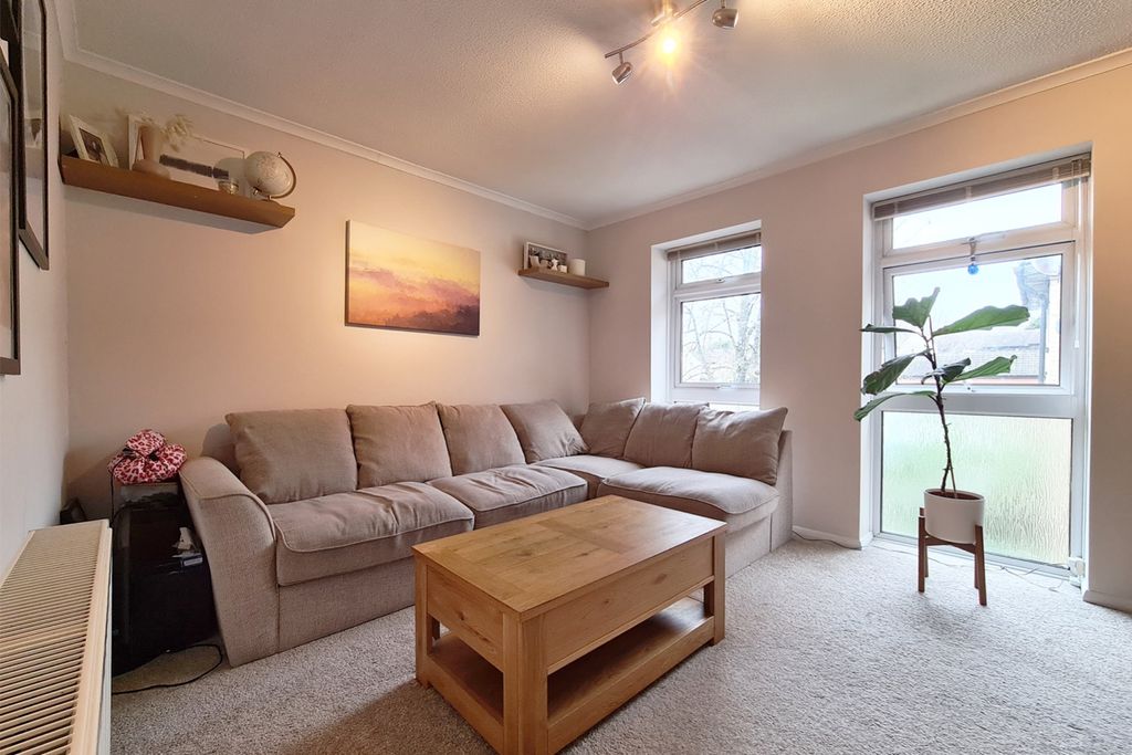 Property photo 3 of 7 1226648