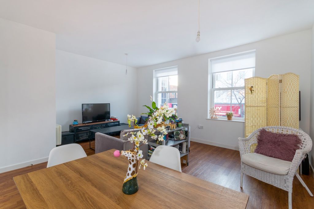 Property photo 1 of 7 Reception Room