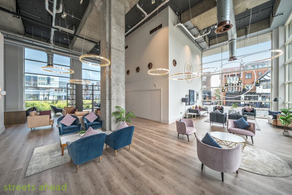 Property photo 3 of 23 8c81217d-c6B8-4A6...