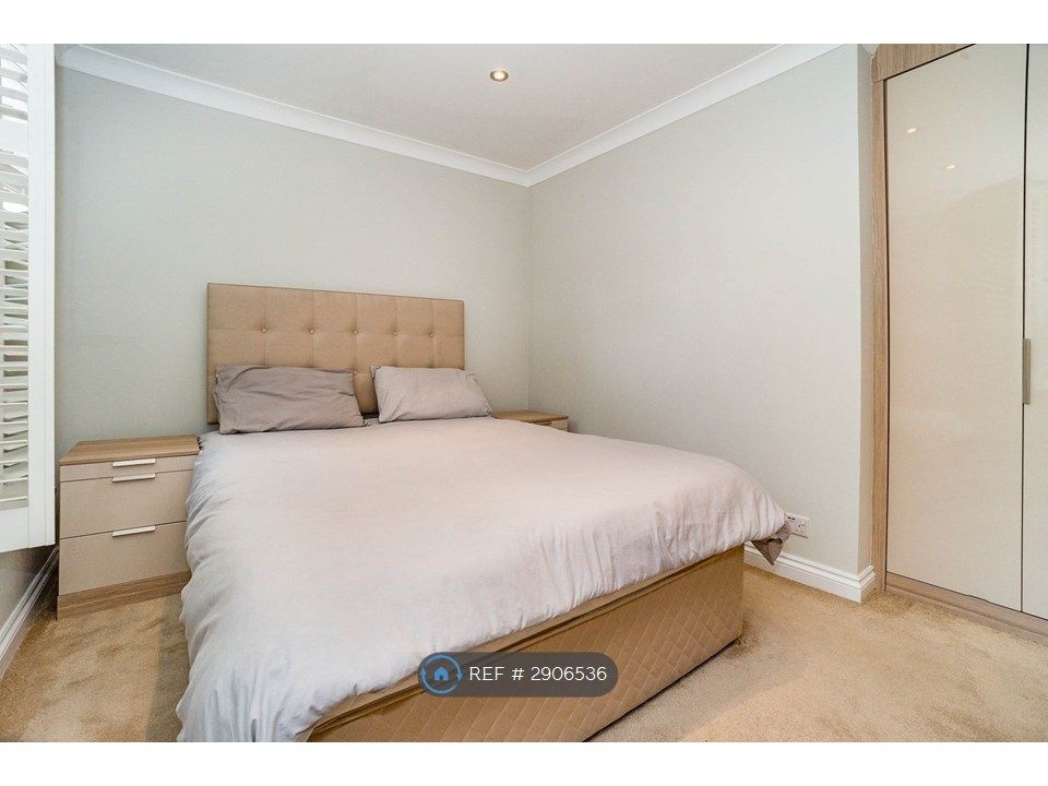 Property photo 3 of 27
