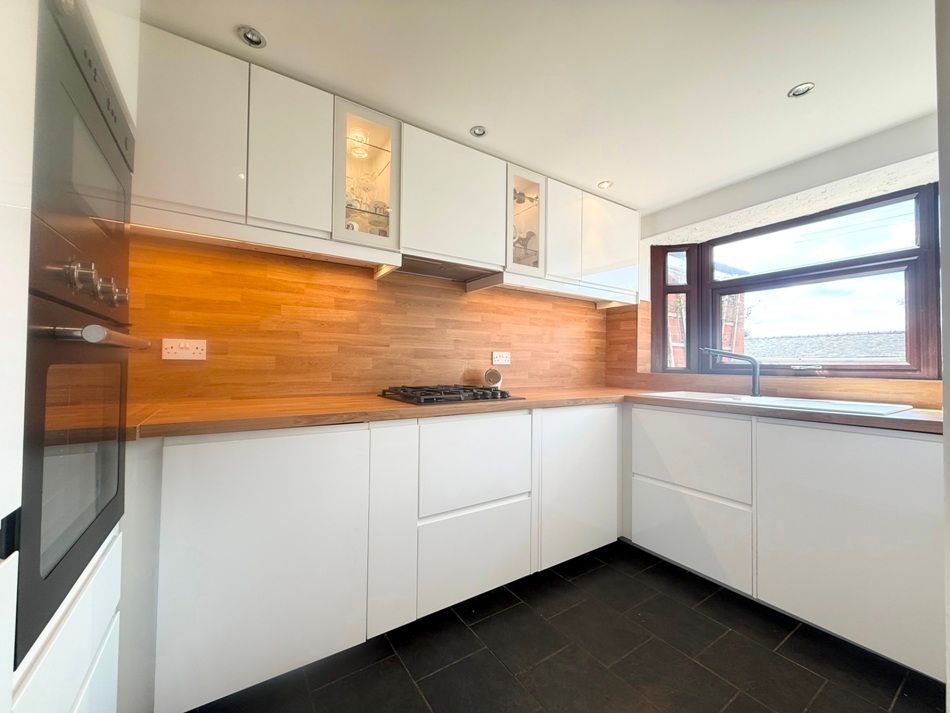 Property photo 3 of 15 Img_E8611