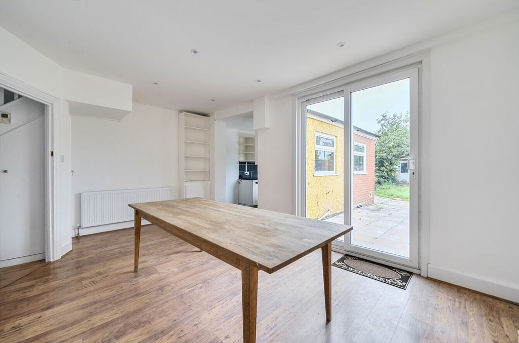 Property photo 3 of 19 Picture No. 55