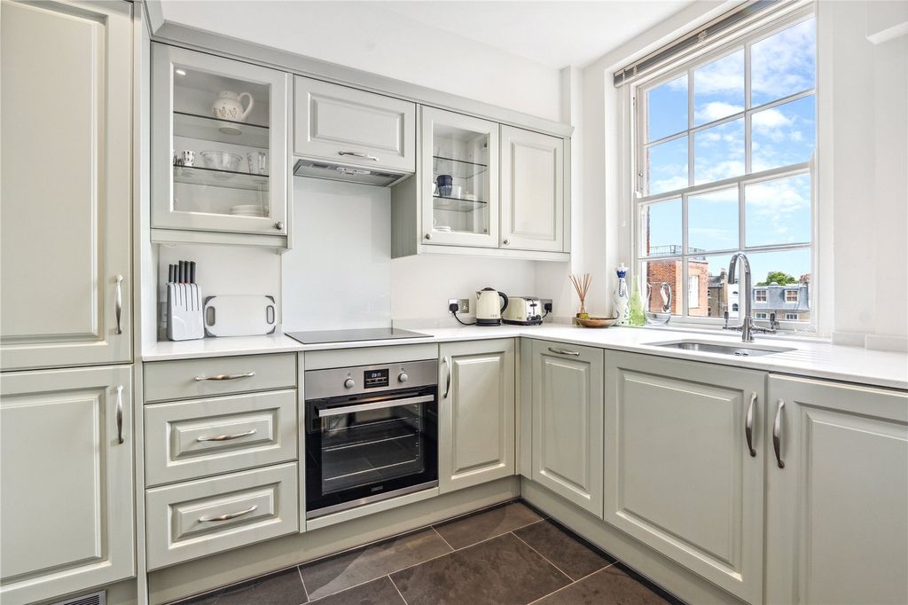 Property photo 3 of 27 Picture No. 23