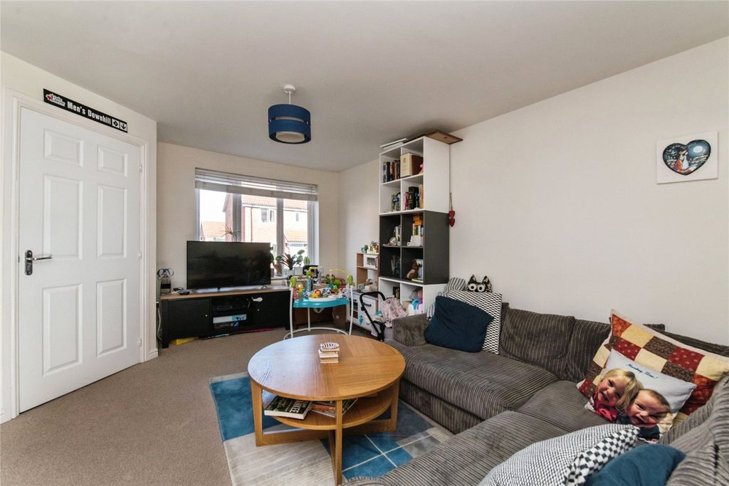 Property photo 2 of 16 Picture No. 08