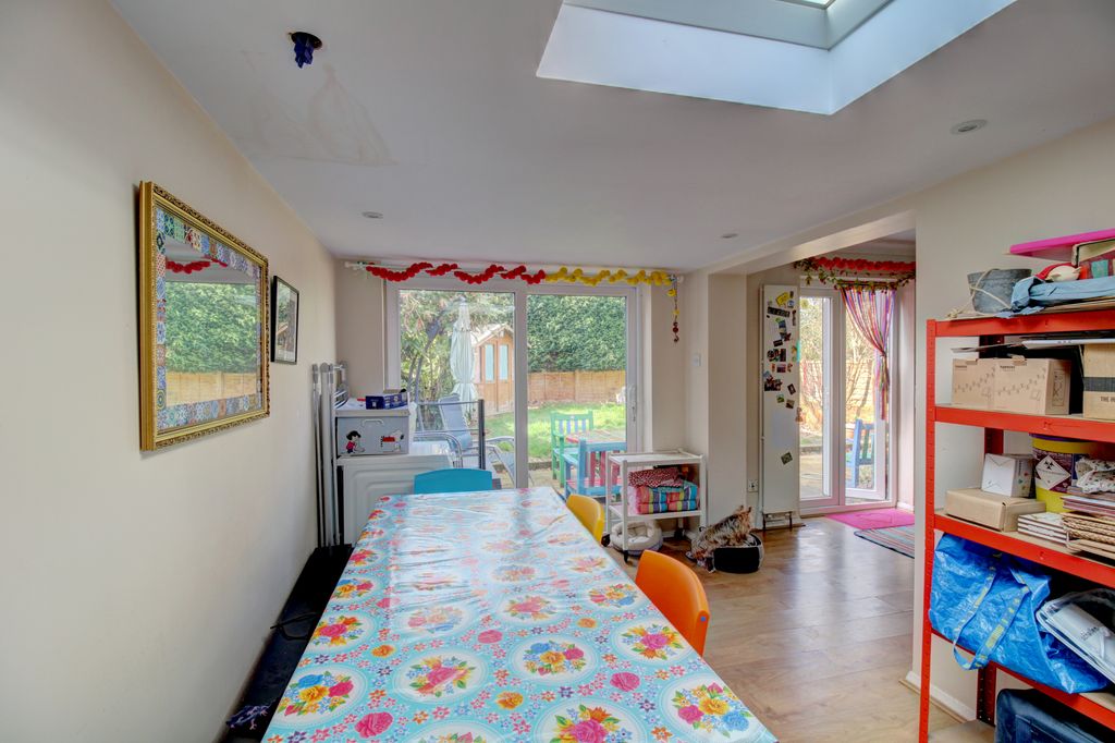 Property photo 3 of 12 Dining Room