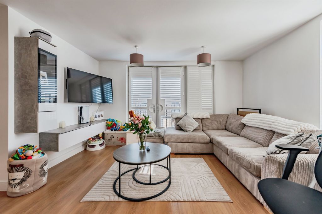 Property photo 2 of 10