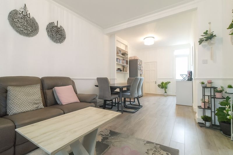 Property photo 3 of 14 Photo 3