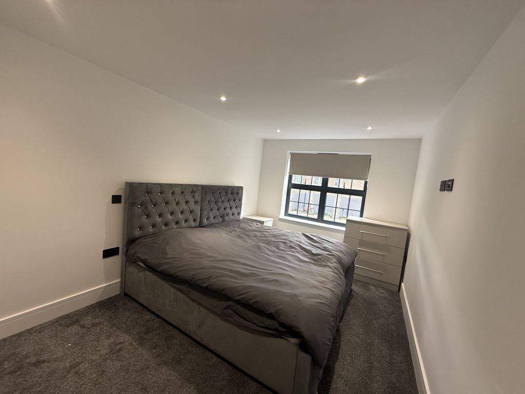 Property photo 3 of 7 Gallery