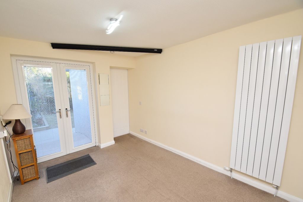 Property photo 3 of 21 4341694