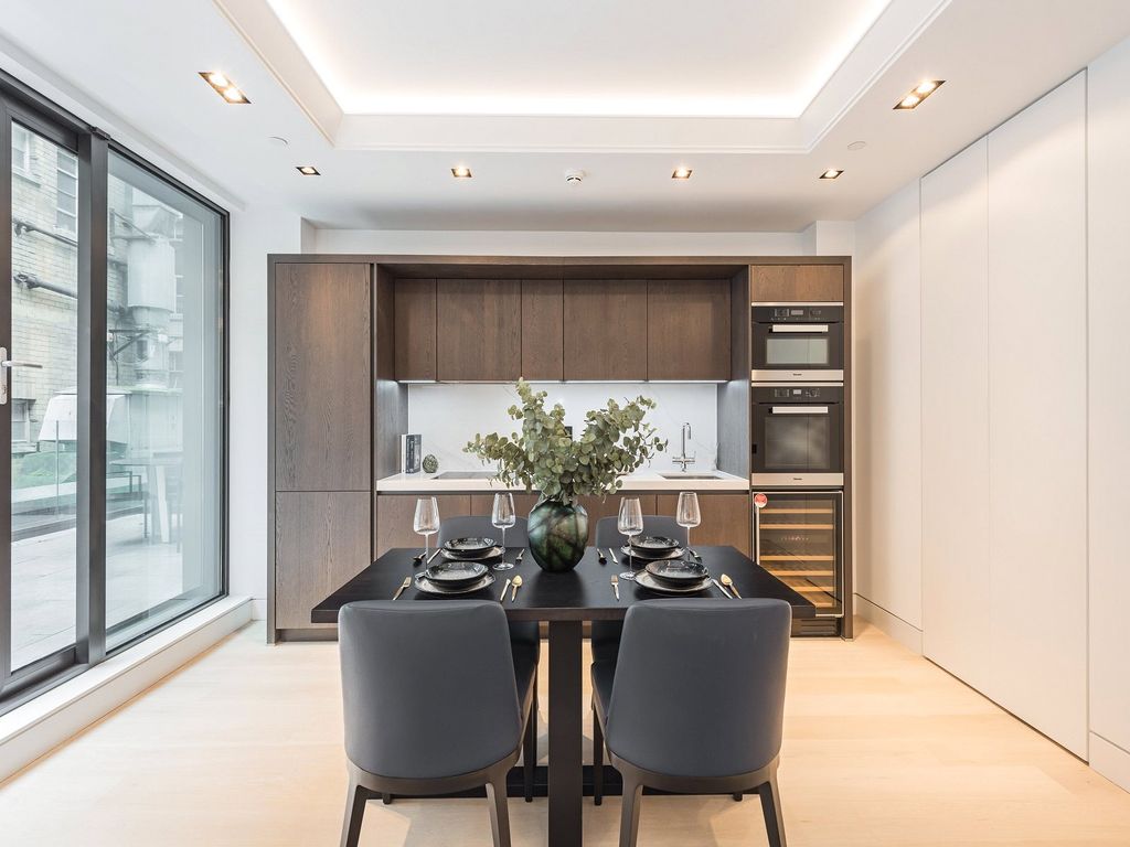 Property photo 3 of 8 Bolsover Street, W1