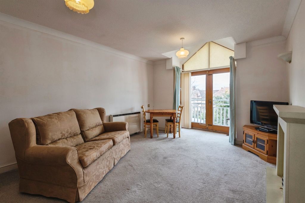 Property photo 2 of 15