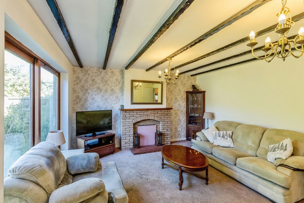 Property photo 3 of 21 Pbox-Img.Jpg