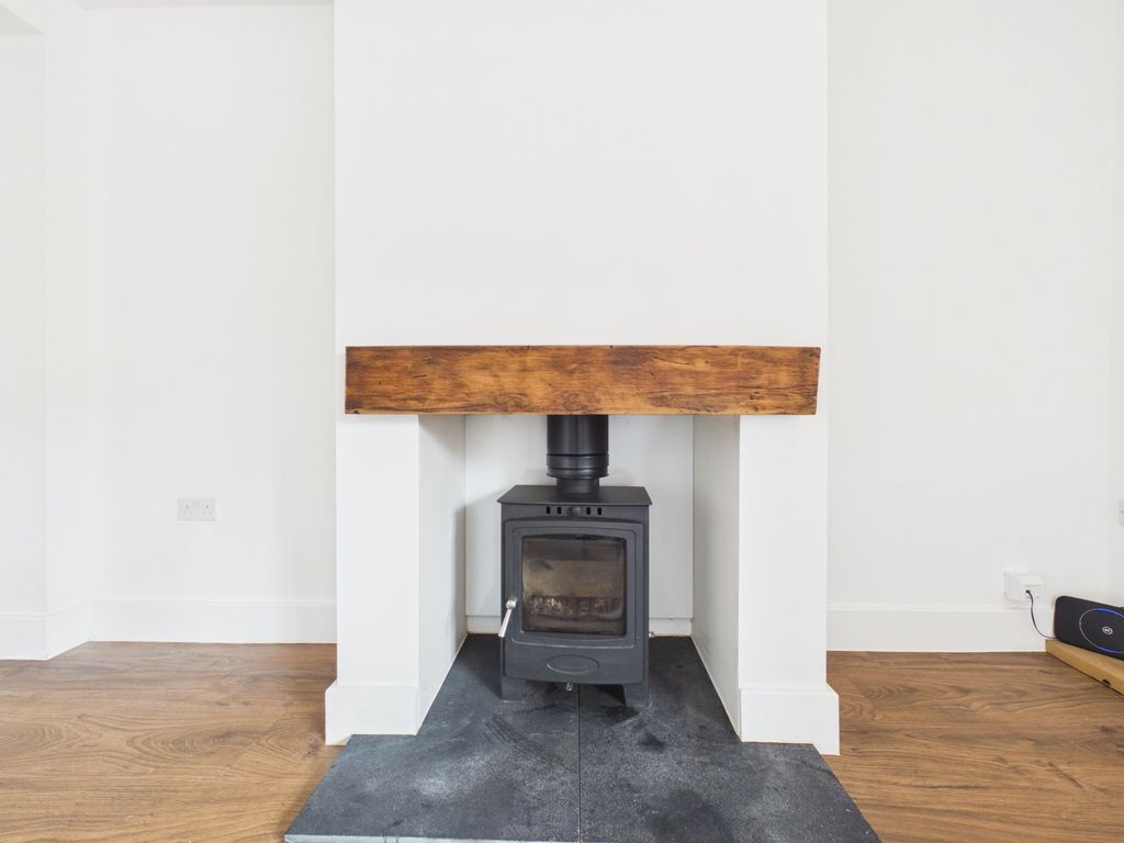 Property photo 3 of 17 Cam04922G0-Pr0151-Still003