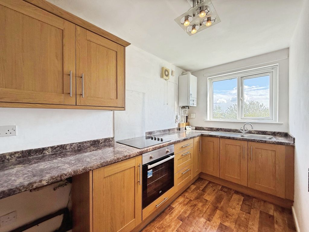 Property photo 2 of 14 Pbox-Img.Jpg