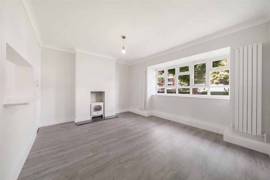Property photo 1 of 15 26 Grierson House - Cbobmlqtvmnfu7Demeyu.Jpg