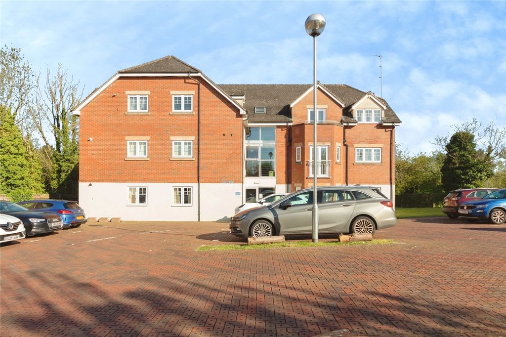 Property photo 1 of 22 Picture No. 18