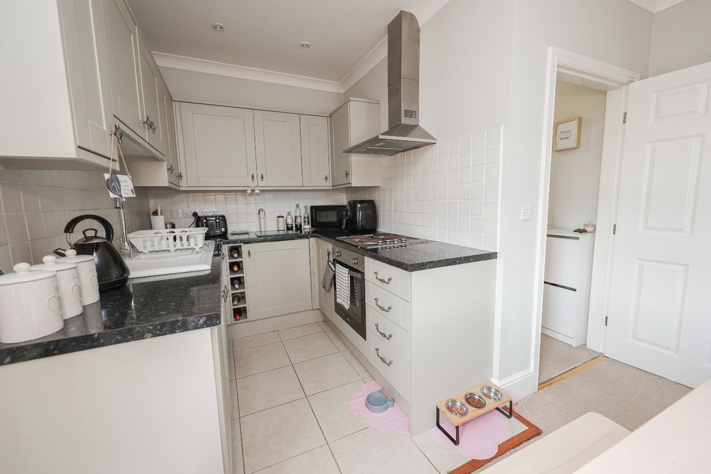 Property photo 1 of 16 4257030